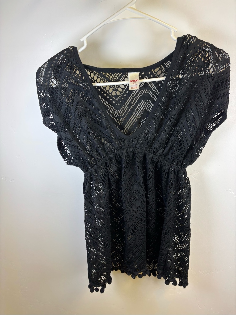 LACE TOP  DEEP V NECK  WOMEN SMALL  BLACK BOHO